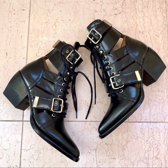 Chloé Black Reilly Leather Buckle Ankle Boots - Picture 13 of 15